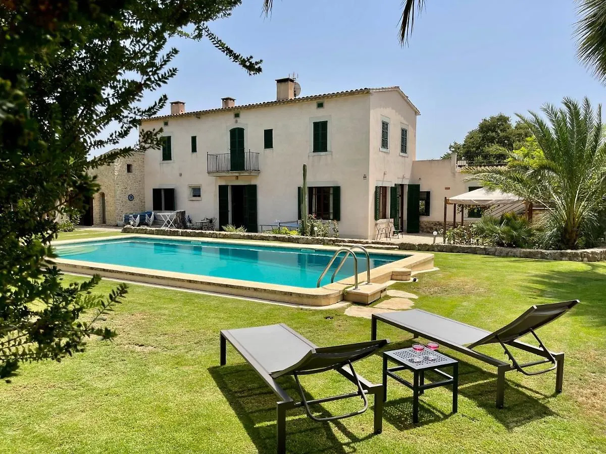 Son Jordi nou, beautiful villa near Alaro big swimming pool, BBQ mountain views 12people Consell 0*,